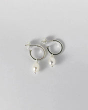 Load image into Gallery viewer, Alyssia Earring - Wear Pearls NZ