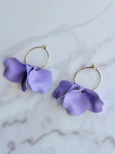 Load image into Gallery viewer, Flower Petal Hoops - Foundry &amp; Co
