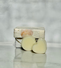 Load image into Gallery viewer, Scented Soy Melts - Set in Beautifully Crafted, Sustainable Paper Boxes
