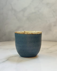 Custom Candle – Deep Blue Natural Speckled Cup 100ml