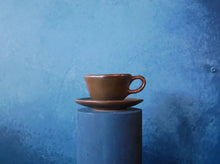 Load image into Gallery viewer, White Sandalwood &amp; Cedar - Indigo Clay Espresso Candle Set

