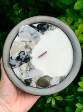 Load image into Gallery viewer, Pohutukawa - Black &amp; Silver Pottery Bowl Candle
