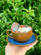 Load image into Gallery viewer, Fig &amp; Melon - Indigo Clay Coffee Set Candle
